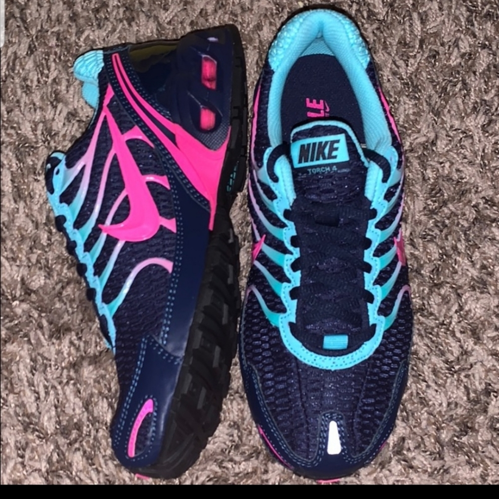 Nike Max Air Torch 4